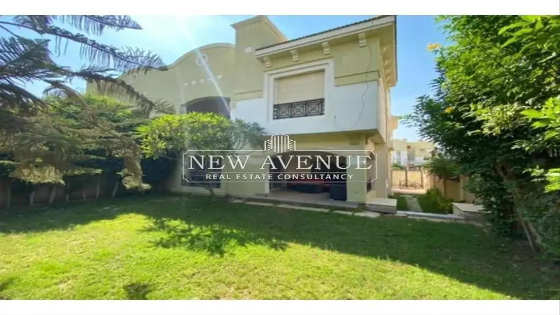 Luxury 90 Type D Villa for Sale with Spacious Layout