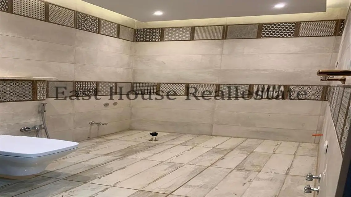 Luxurious 3-Bedroom Apartment at an Attractive Price