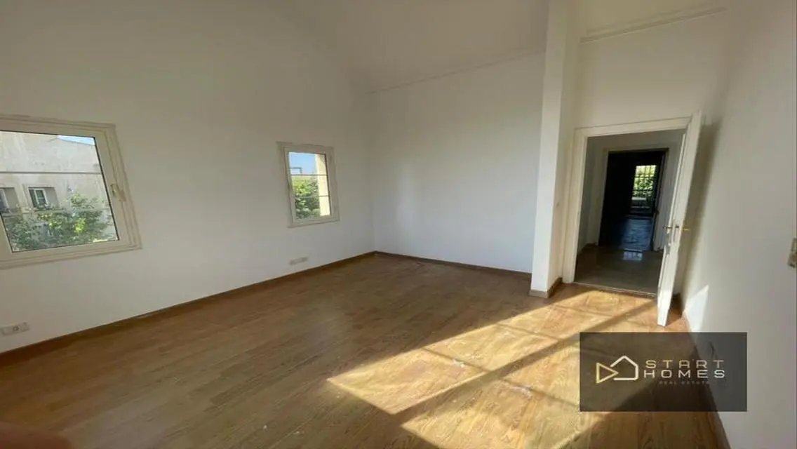 Luxurious Apartment with Private Garden and Stunning Views