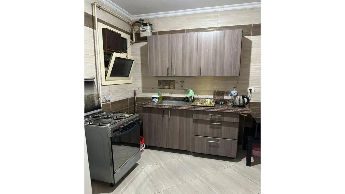 شقة مميزة بـ 4 غرف وحمامين بسعر مغري