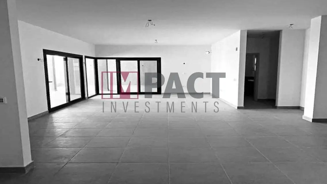 Luxury Villa with Private Pool and Garden in Prime Location
