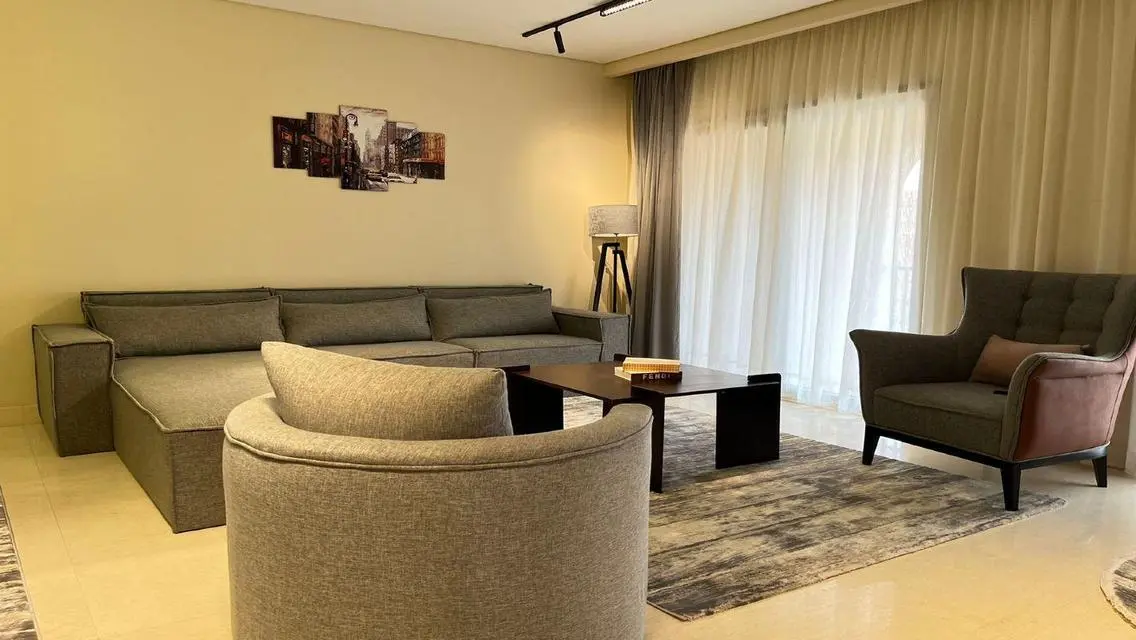 Luxury Apartment on Avenue 90 at an Attractive Price
