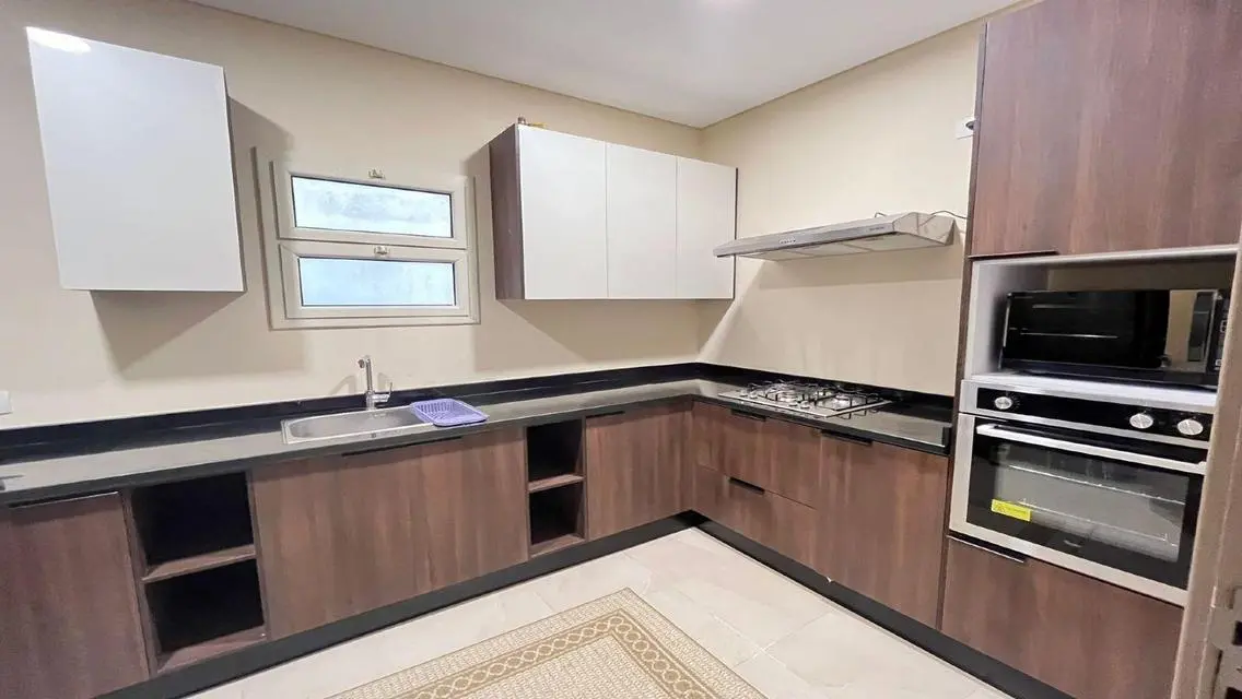 Luxury Apartment on Avenue 90 at an Attractive Price