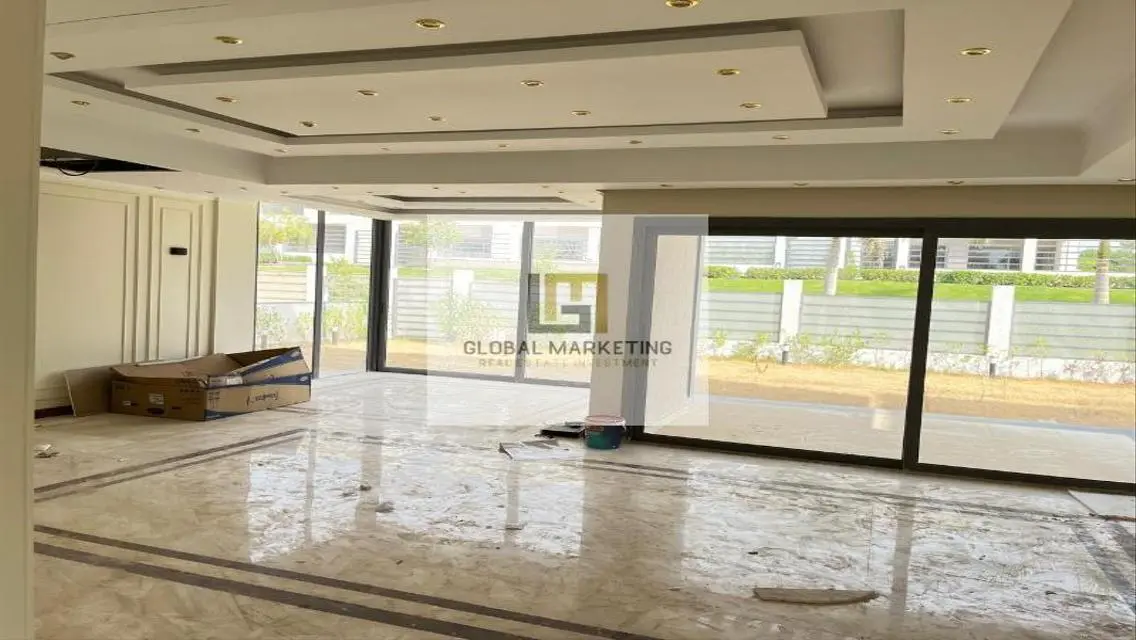 Luxury Villa for Sale at a Great Price in the Heart of the City