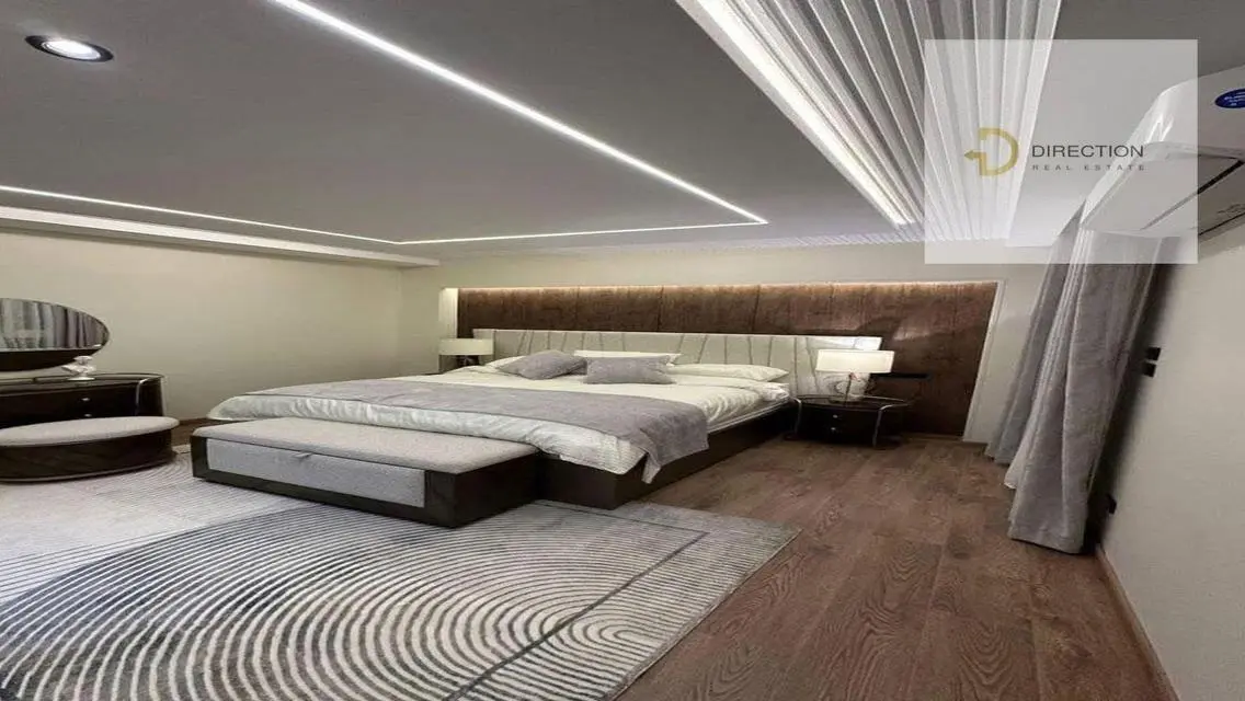 Luxury Property with Private Garden and Pool