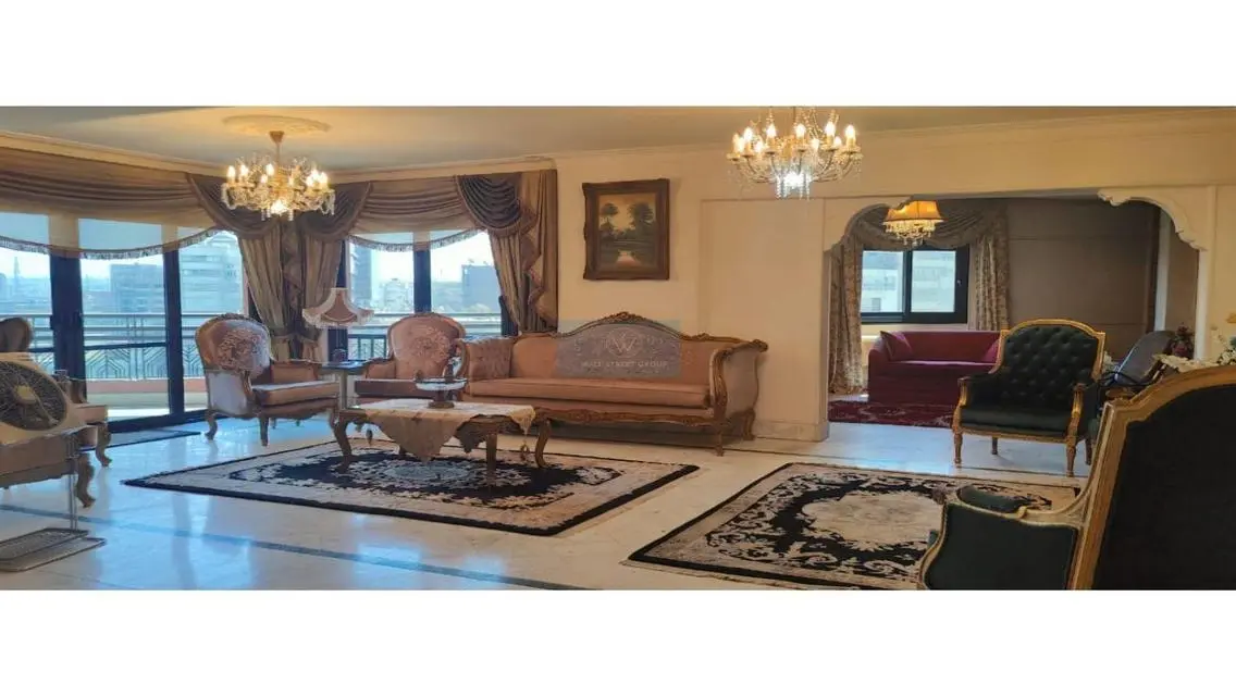 Exclusive Luxury Apartment in the Heart of the City