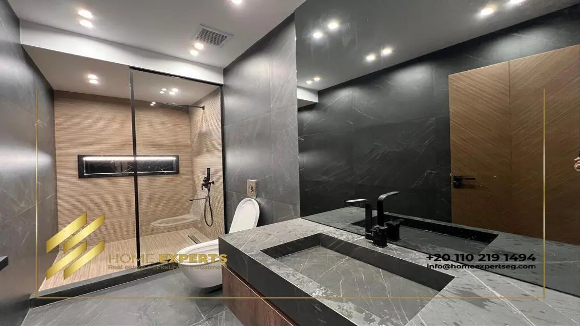 Luxury Villa for Sale - 220 sqm in a Prime Location