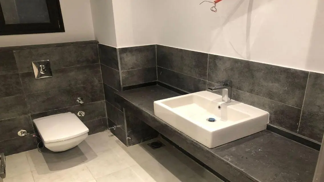 Luxury Apartment with Private Garden - 120000
