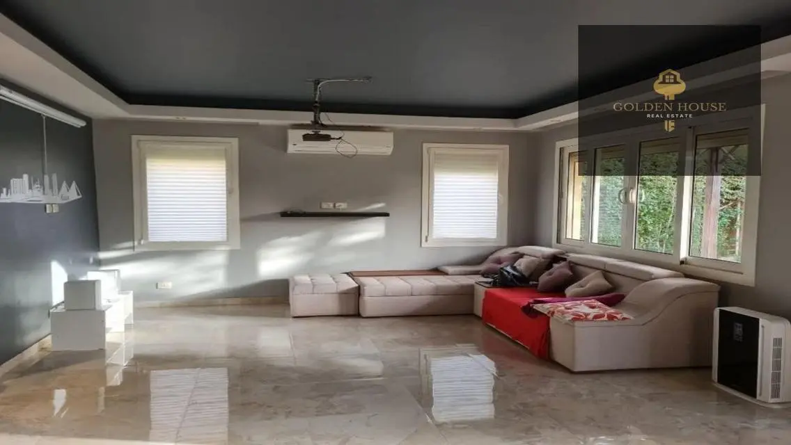 Luxury Villa for Sale in the Heart of the City