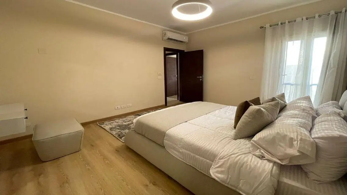 Stunning Apartment for Sale on Avenue 90