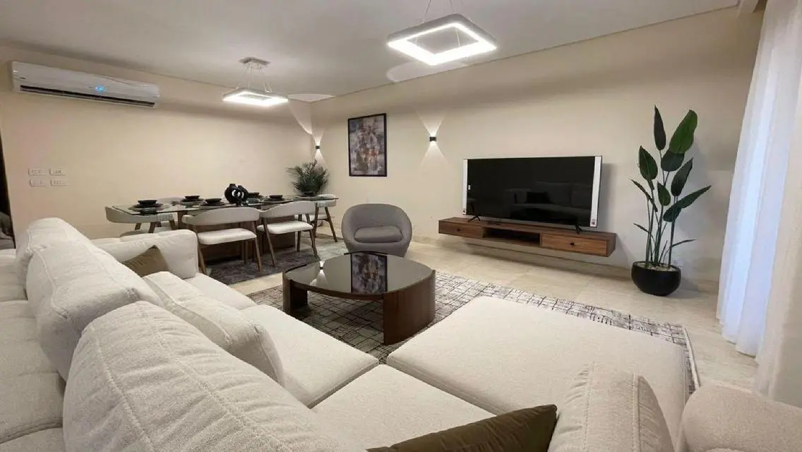 Stunning Apartment for Sale on Avenue 90