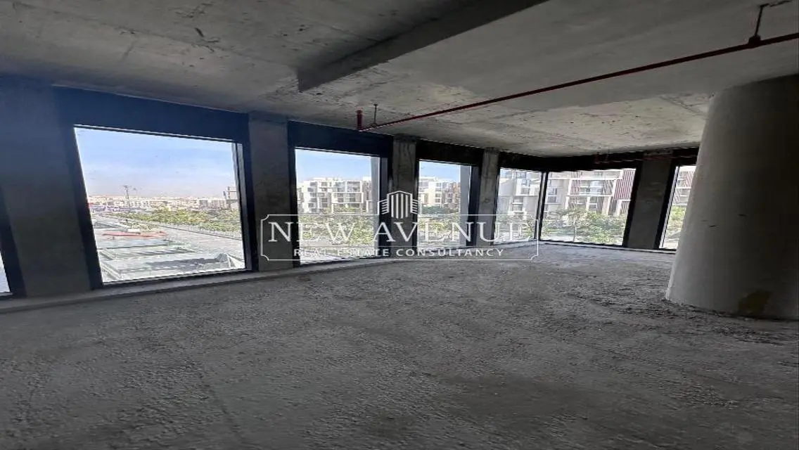 شقة مميزة في EDNC بمساحة 300 متر