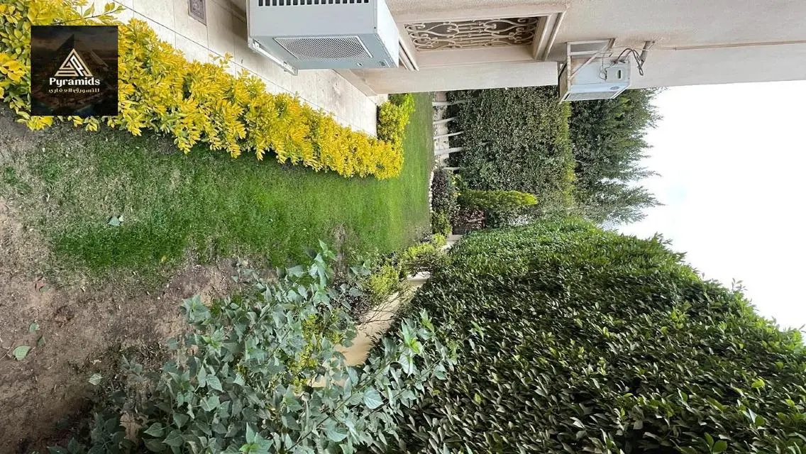 شقة فاخرة بمساحة 370 متر مربع للبيع
