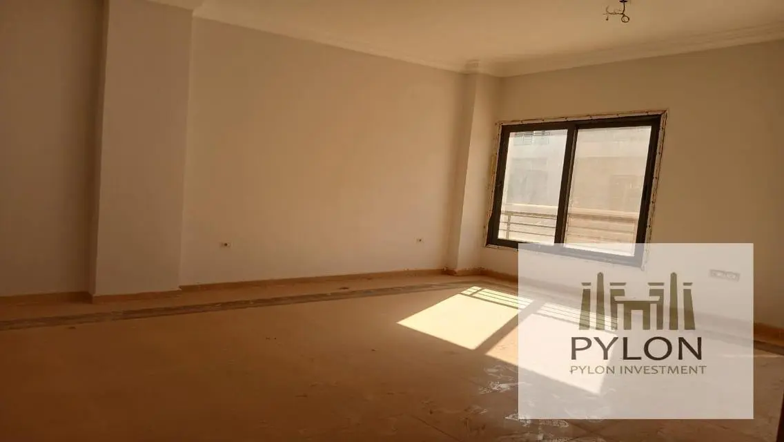 Stunning Apartment for Sale with 400 sqm in Prime Location