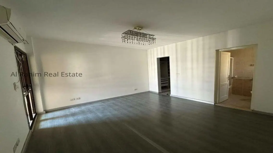 Luxury Apartment for Sale in Nourseen
