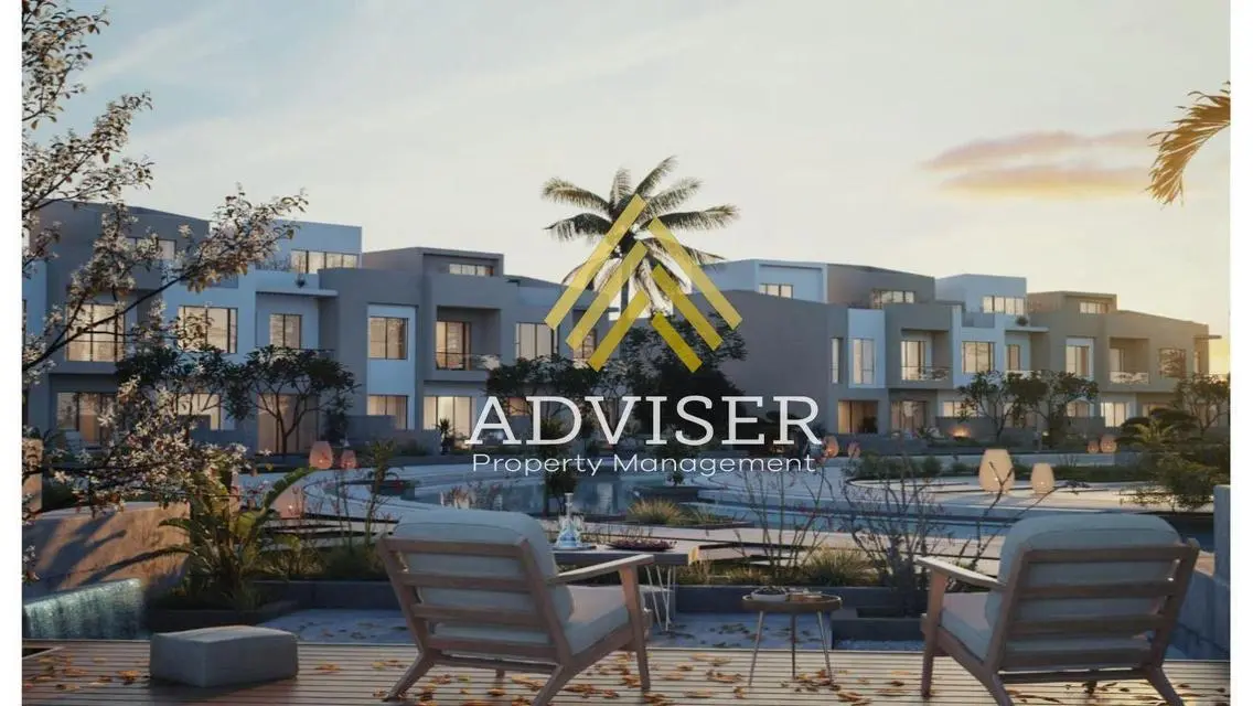 Luxurious Apartment with 10 Rooms and Shared Garden