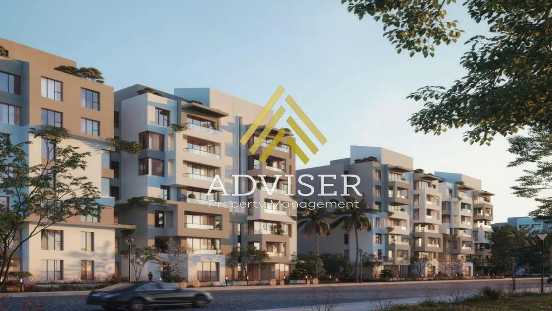 Luxurious Apartment with 10 Rooms and Shared Garden