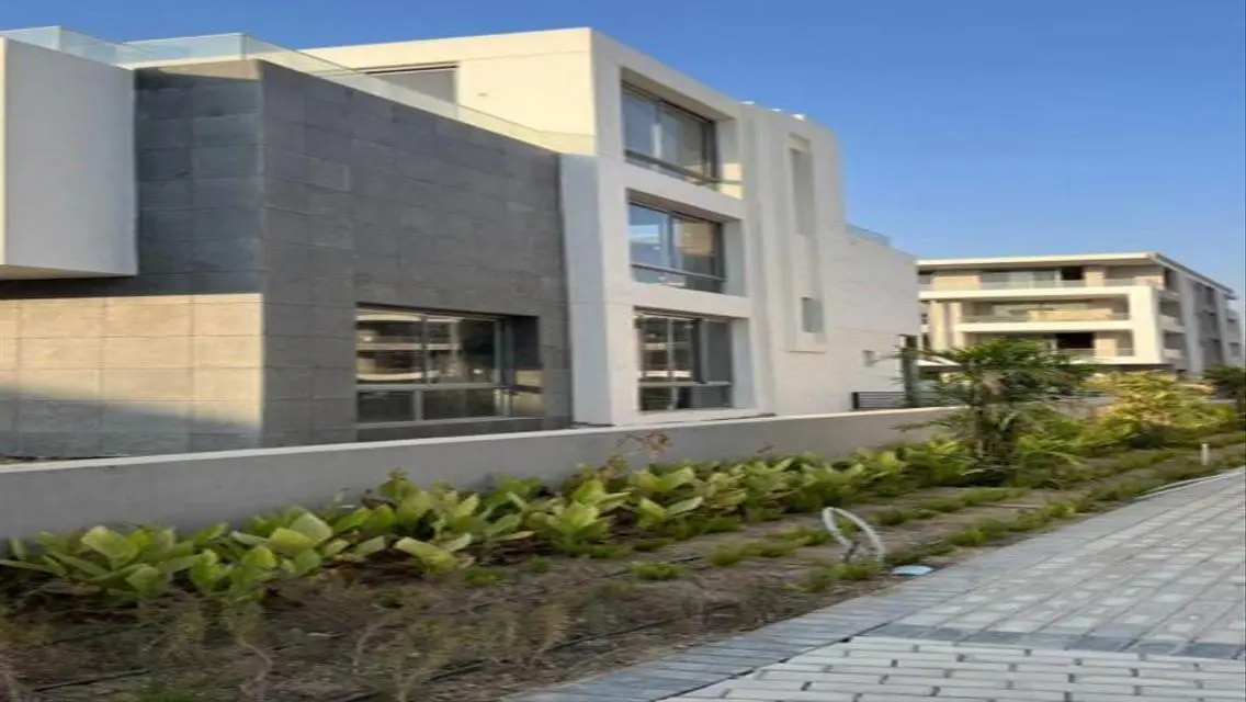 Exceptional Apartment in October - 174 sqm