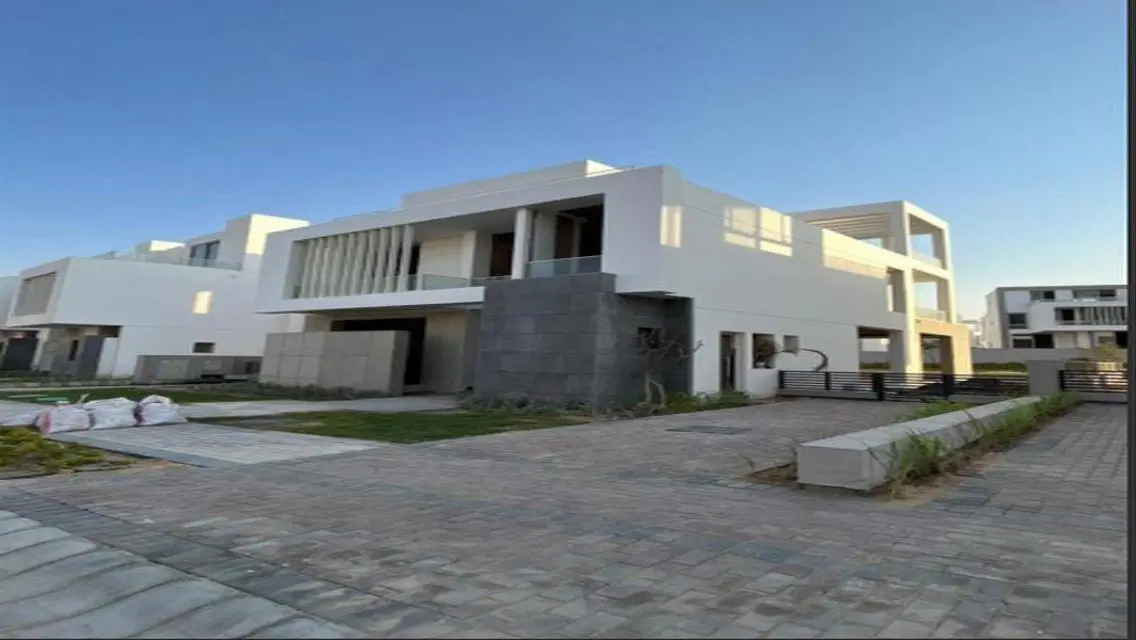 Exceptional Apartment in October - 174 sqm
