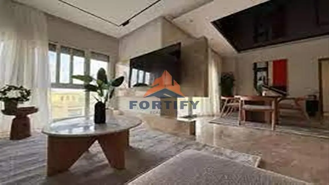 شقق The V Residence الفاخرة في Palm Hills