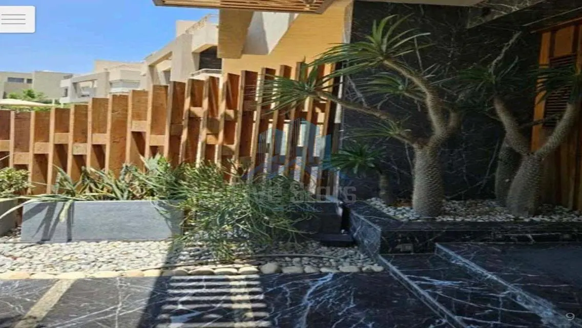 Twin House for Sale in Palm Extension 490 m²