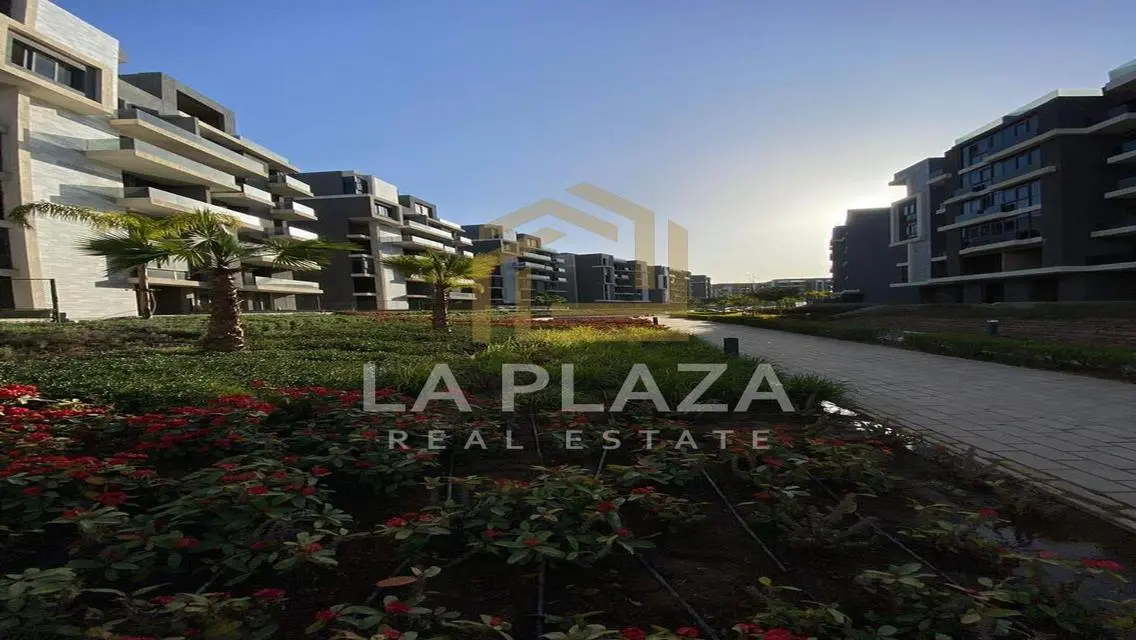 Luxury Villa for Sale with Spacious Layout in Prime Location