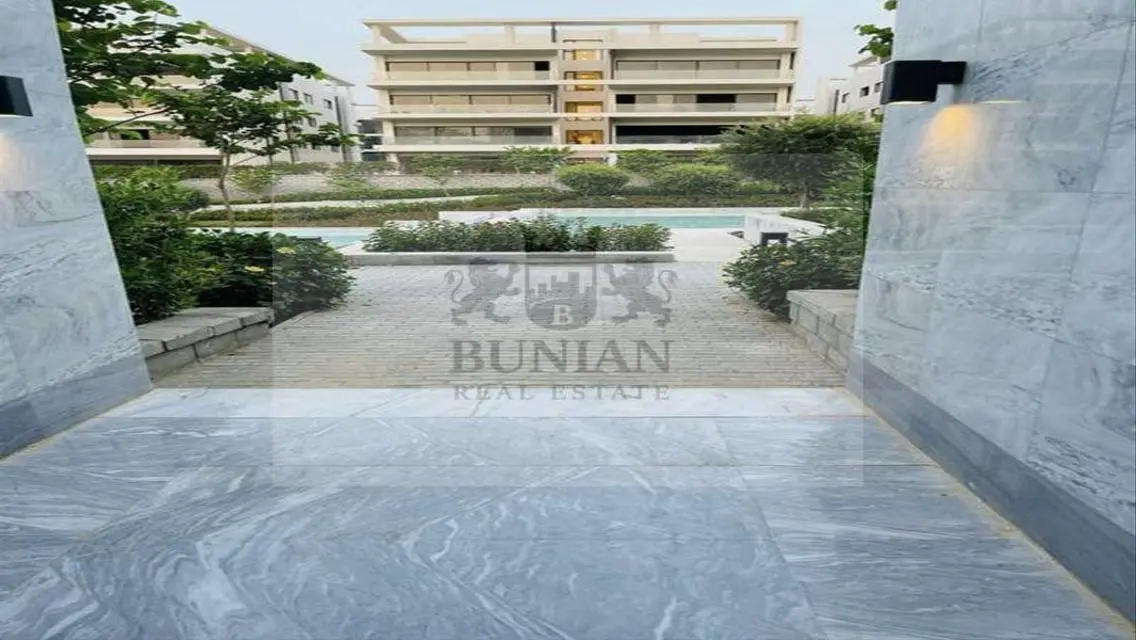 Luxury Apartment in Dusit Thani with Stunning Views