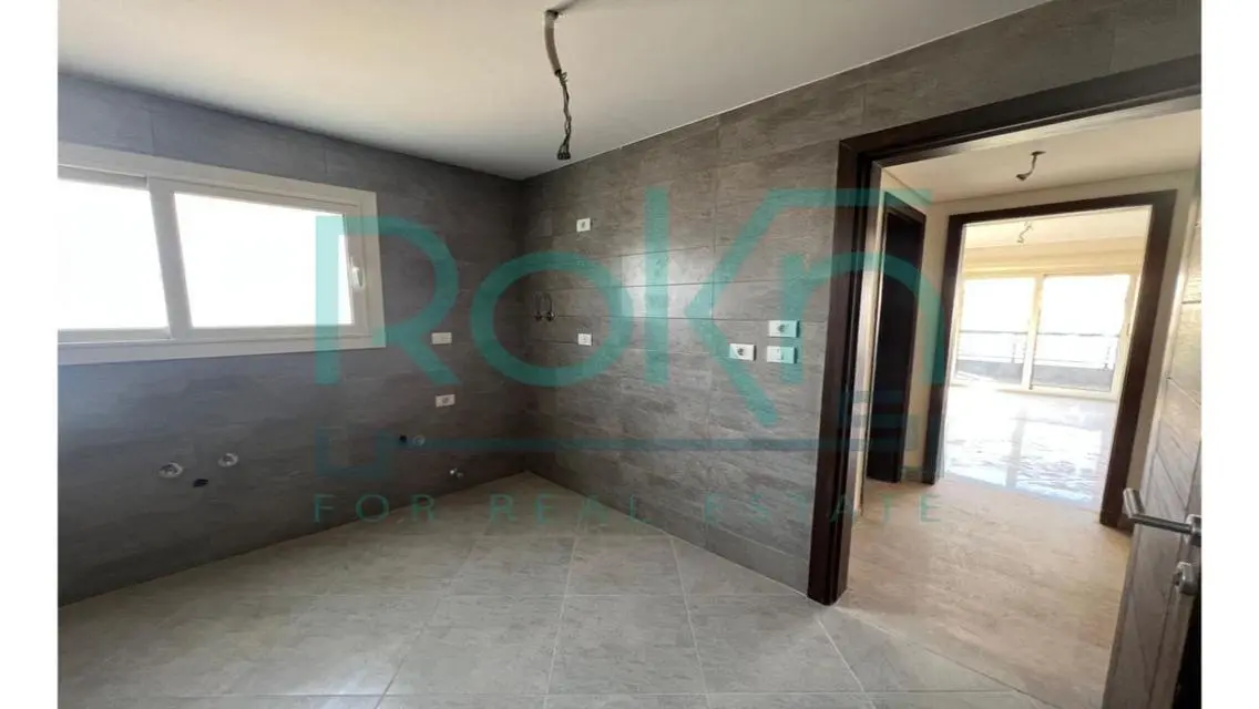 شقة فاخرة تطل على البحيرة