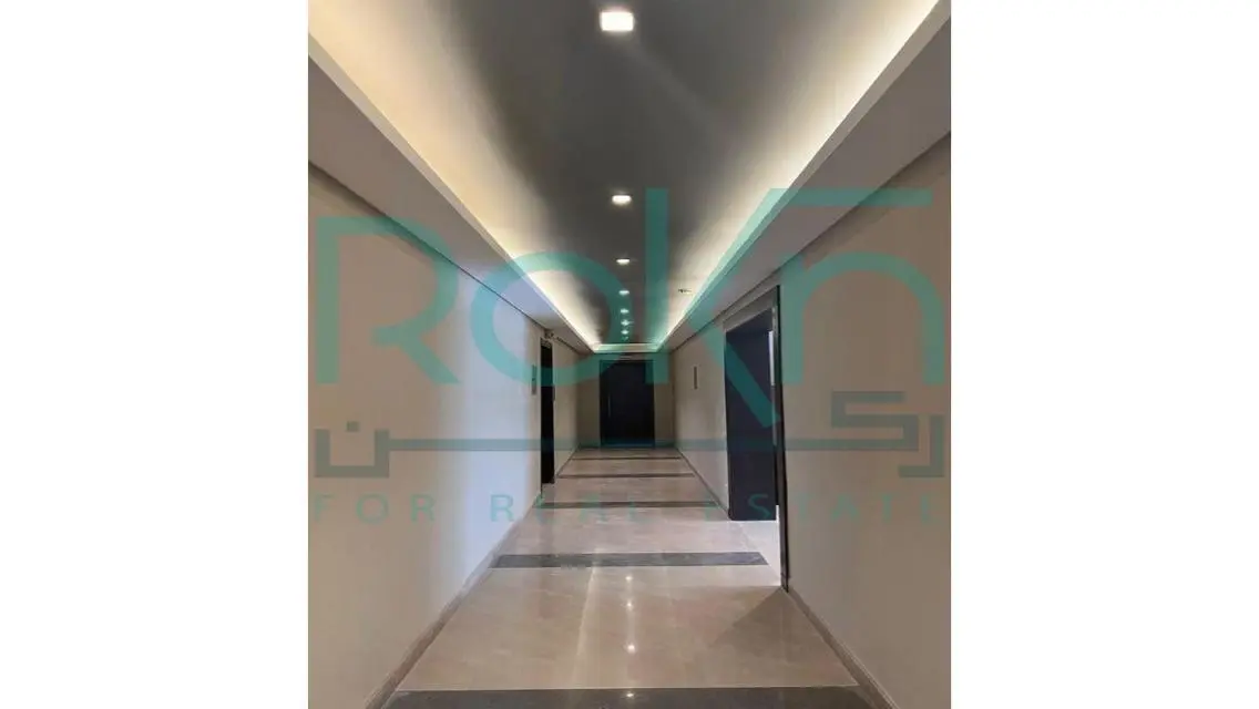 شقة فاخرة تطل على البحيرة