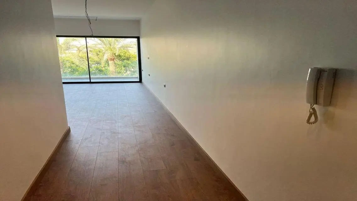 Apartment 1442 m² with security guard and stunning view