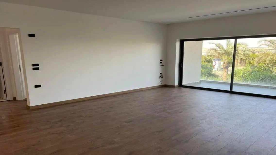 Apartment 1442 m² with security guard and stunning view