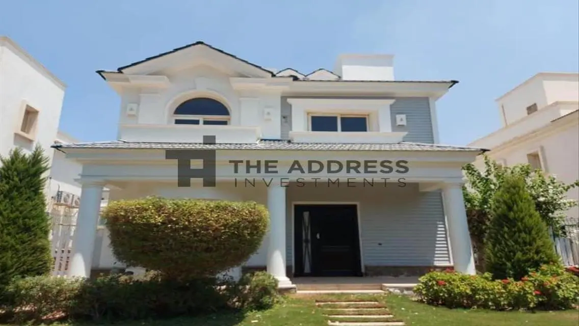 Luxury Villa for Sale in El-Hendesa - 20,000,000 EGP
