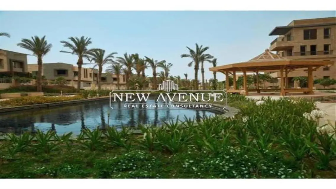 Luxury Apartment with Private Gardens and Excellent Amenities