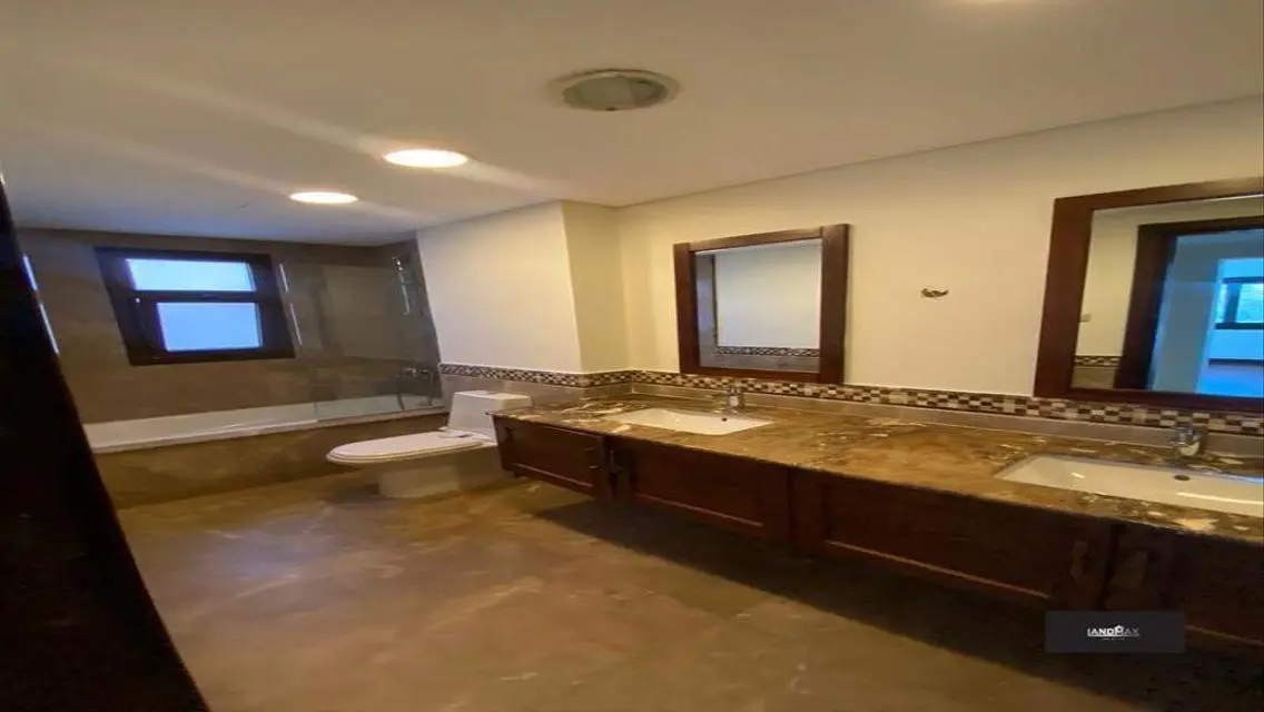 Luxurious 5-Bedroom Apartment with Pool and Private Garden