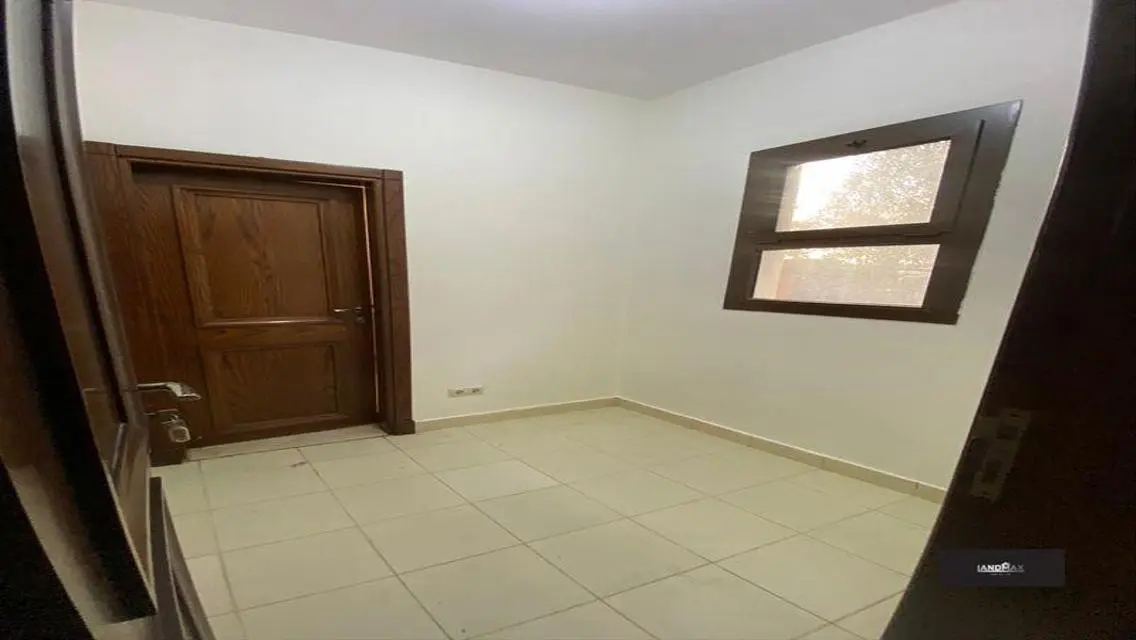 Luxurious 5-Bedroom Apartment with Pool and Private Garden