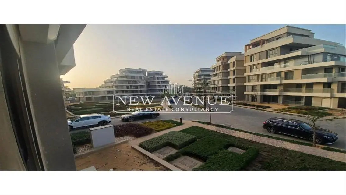 Stunning House for Sale with Modern Amenities