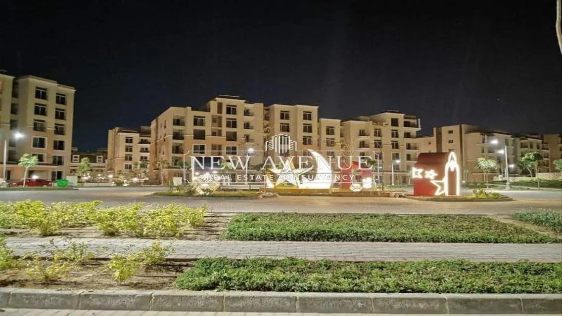 Luxury Mansion with Private Garden and Amenities