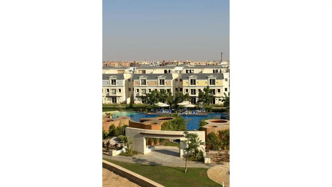 فيلا فاخرة للبيع في Icity بمساحة 327 متر