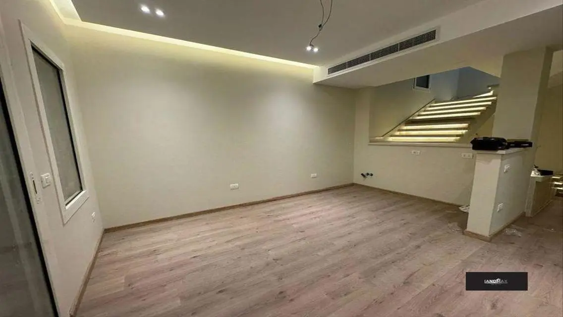 Luxury Villa for Sale with Private Garden and Multiple Amenities