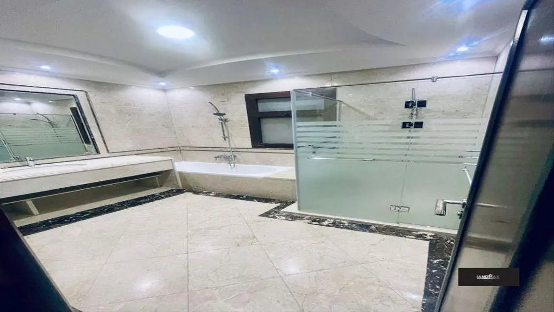 Stunning Villa for Sale with Modern Design