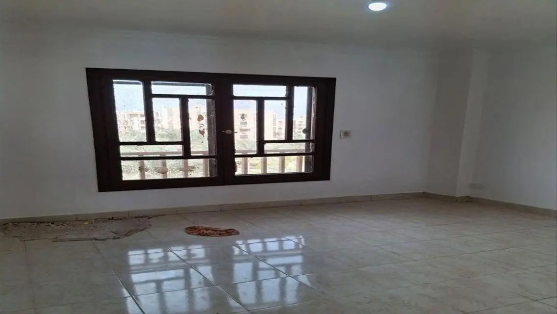 شقة فاخرة للإيجار بسعر 14000 جنيه