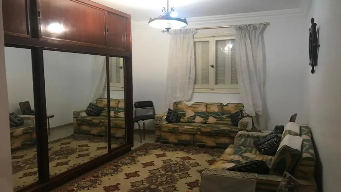 شقة فاخرة للبيع - 130 متر في قلب المدينة