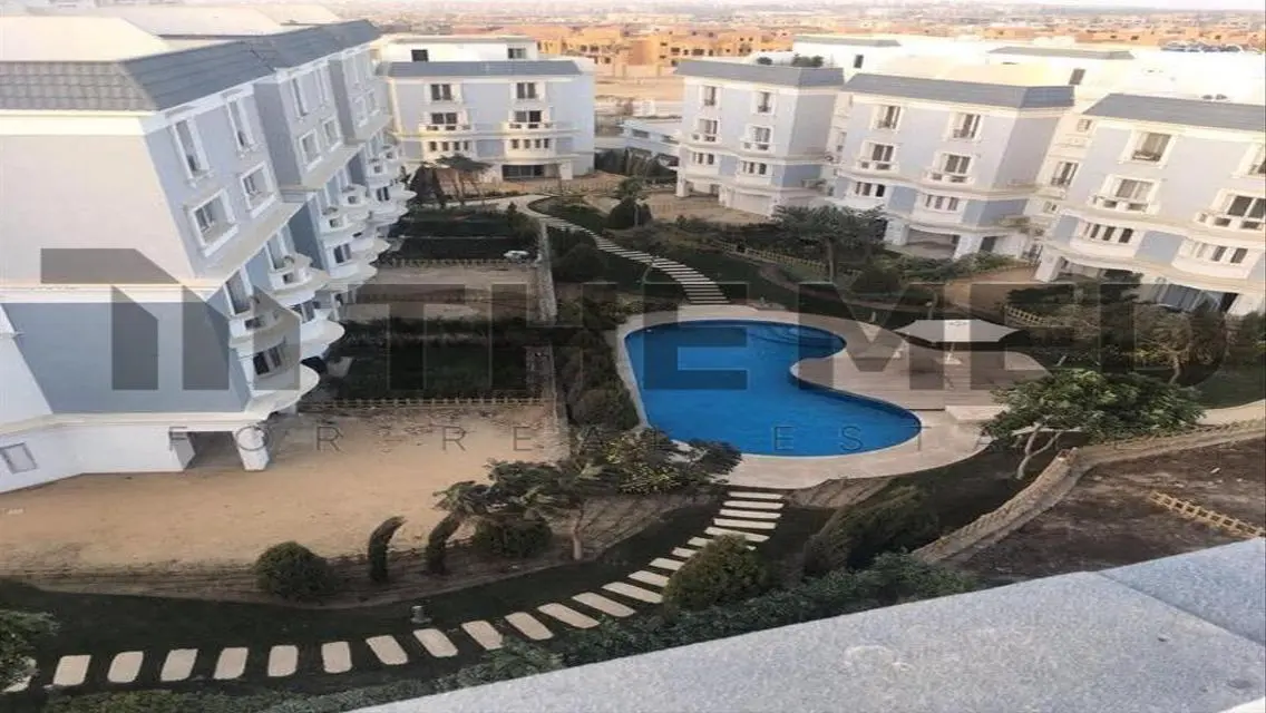 شقة فاخرة مطلة على البحيرات، 3 غرف نوم بسعر مغري