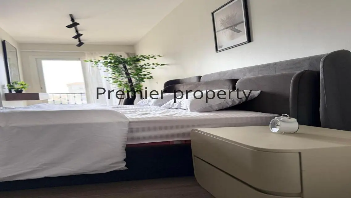 Luxurious Apartment for Sale with Central Air Conditioning and Premium Amenities