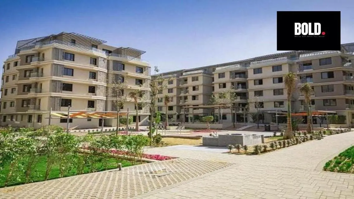Luxury Apartment Overlooking Lakes and Major Landmarks
