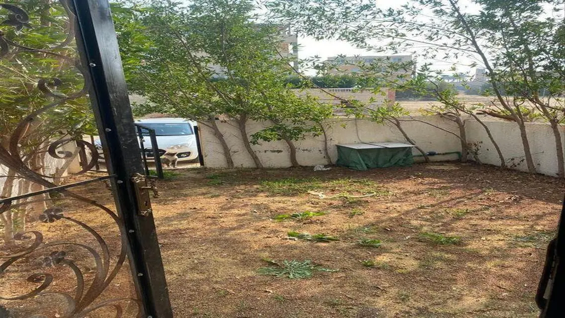 Stunning Apartment with Ample Space for Sale in Prime Location