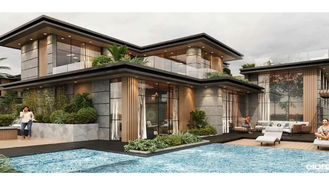 Luxurious Apartment with Stunning Lake View and Private Garden