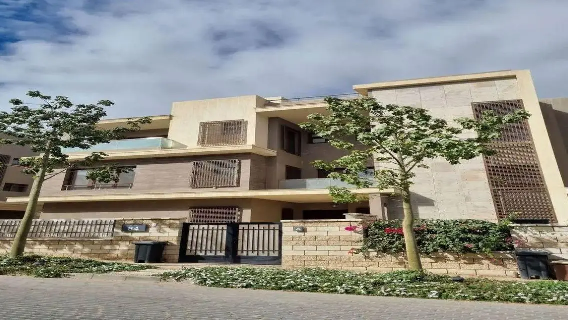 Luxury Apartment for Sale in the Heart of the City