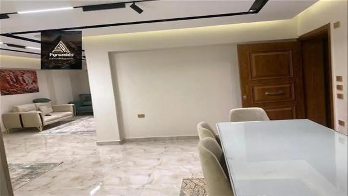 شقة حديثة مكونة من 3 غرف نوم للإيجار في منطقة مميزة