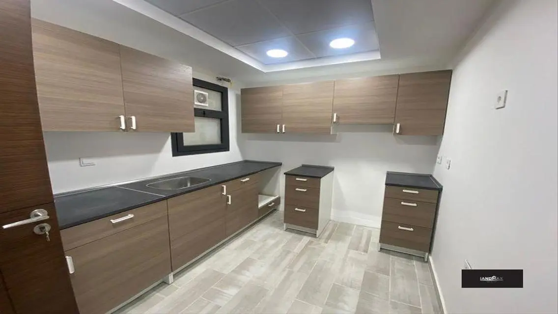 Comfortable Apartment for Sale - 160 sqm in Prime Location